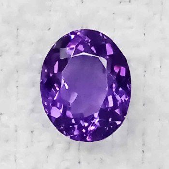 Amethyst 7.03 Carat / 7.59 Ratti