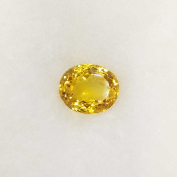Yellow Topaz 9.27 Carat / 10.01 Ratti Yellow Topaz 9.27 Carat / 10.01 Ratti