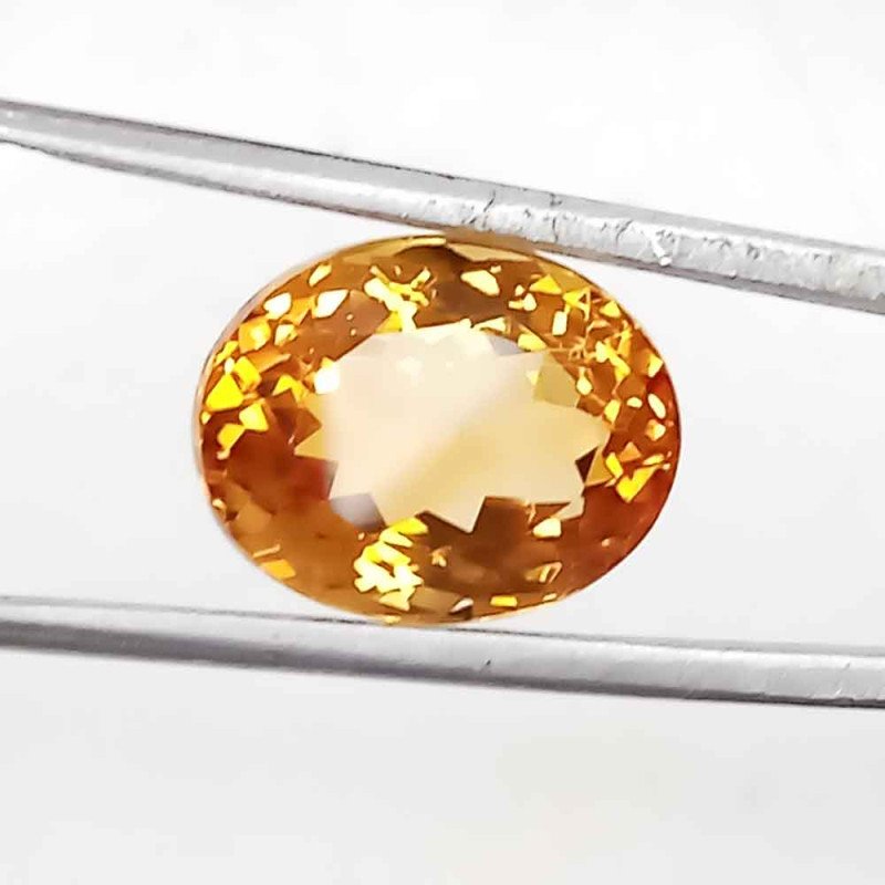 Yellow Topaz 5.58 Carat / 6.02 Ratti