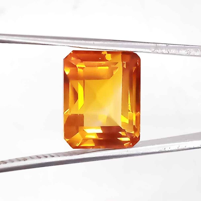 Yellow Topaz 7.38 Carat / 7.97 Ratti