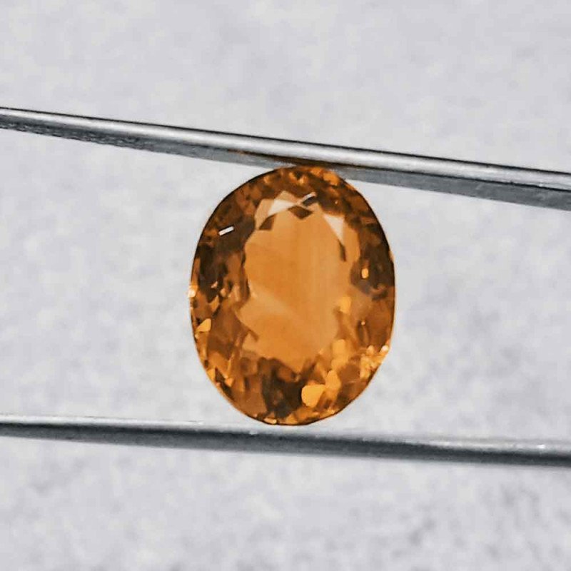 Yellow Topaz 5.78 Carat / 6.24 Ratti