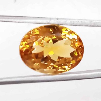 Yellow Topaz 7.26 Carat / 7.84 Ratti