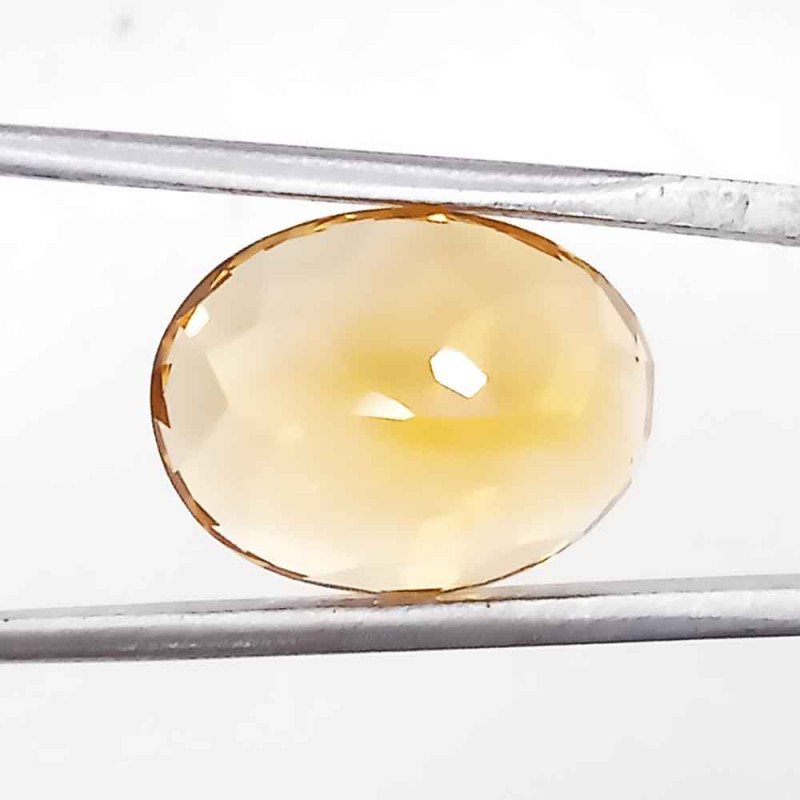 Yellow Topaz 7.26 Carat / 7.84 Ratti