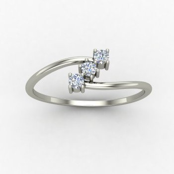 Three American Diamond Carve Ring